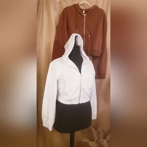 2X AMAZHIYU CROPPED HOODIES